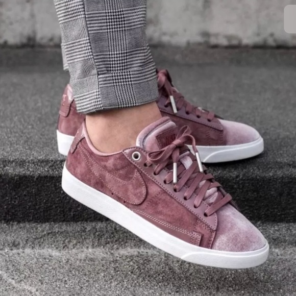 Nike Blazer Low LX WMNS - Picture 8 of 8